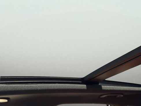 New 2026 Mercedes-Benz GLC 300 4MATIC image 18