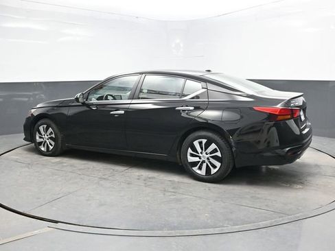 Used 2020 Nissan Altima 2.5 S FWD image 4