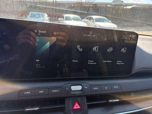 Used 2025 Kia K4 LXS image 20