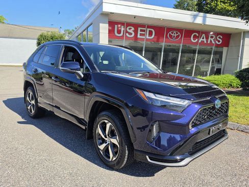 Used 2023 Toyota RAV4 SE w/ Weather & Moonroof Package AWD/4WD image 1