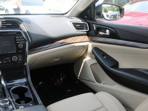 Used 2018 Nissan Maxima Platinum FWD image 21