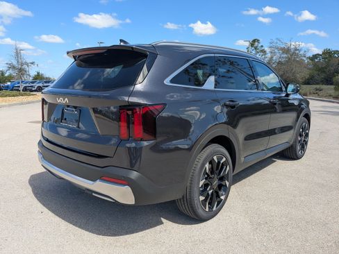 New 2026 Kia Sorento EX FWD image 5