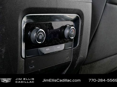 Used 2025 Chevrolet Tahoe LT RWD image 18