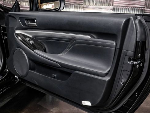 Used 2016 Lexus RC 200t image 36