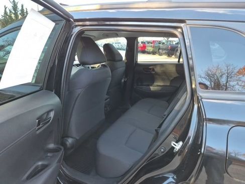 Used 2022 Toyota Corolla Cross LE image 14