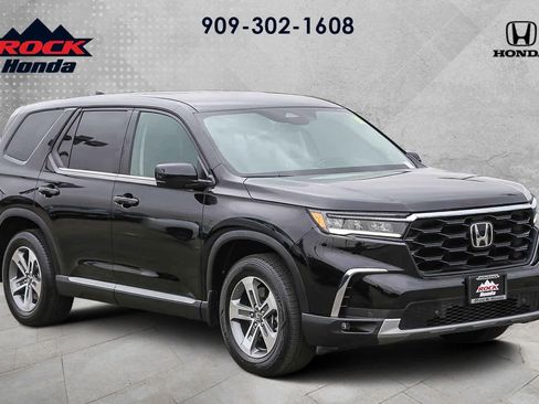 Certified 2024 Honda Pilot EX-L image 3