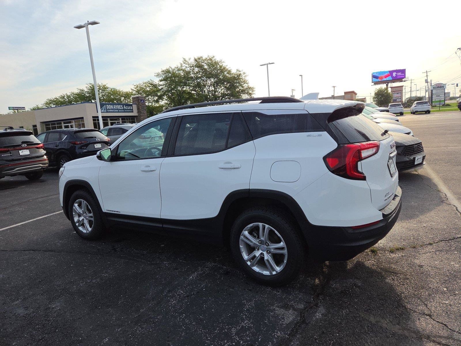 Used 2023 GMC Terrain SLE w/ Driver Convenience Package AWD/4WD image 26