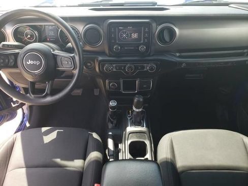 Used 2020 Jeep Wrangler Sport AWD/4WD image 24