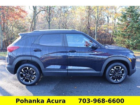 Used 2021 Chevrolet TrailBlazer LT w/ Convenience Package image 8