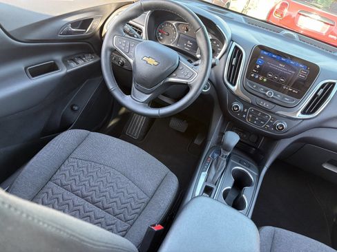 Certified 2024 Chevrolet Equinox LT FWD image 15