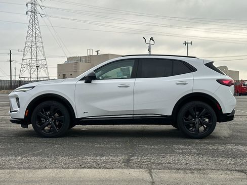 Used 2025 Buick Envision Sport Touring image 7