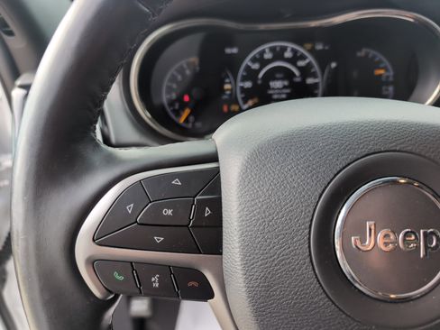 Used 2020 Jeep Grand Cherokee High Altitude image 19