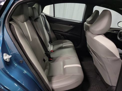 Used 2026 Toyota Camry SE w/ Convenience Package FWD image 26