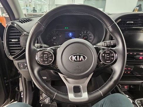 Used 2020 Kia Soul EX image 10
