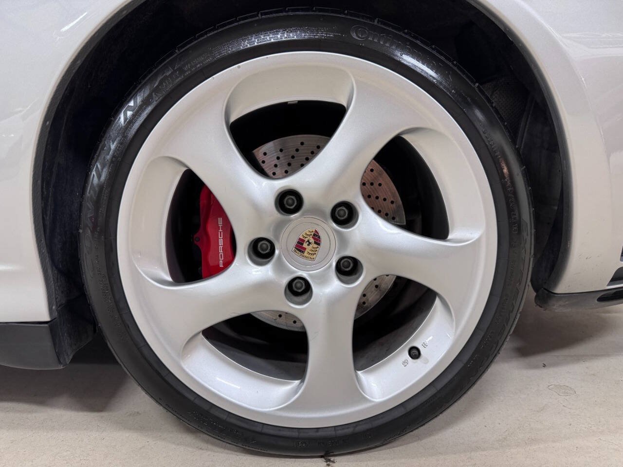 Used 2004 Porsche 911 Carrera 4S AWD/4WD image 14
