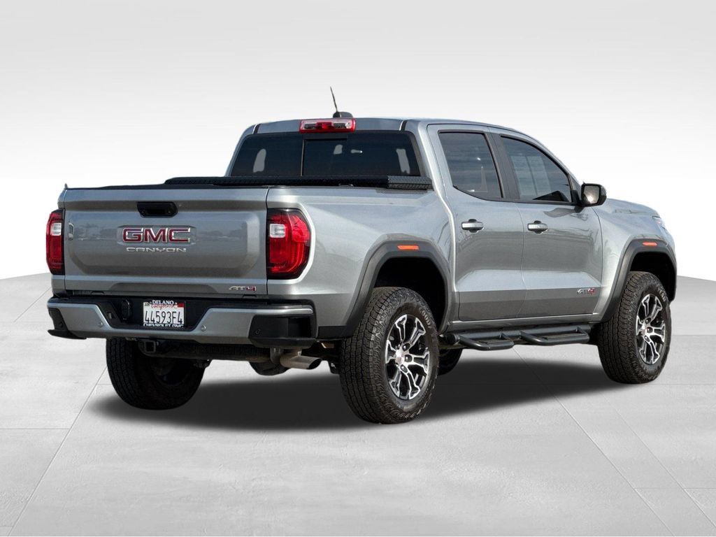 Used 2025 GMC Canyon AT4 AWD/4WD image 5