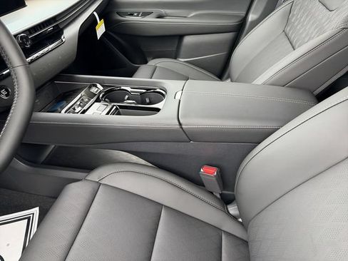 New 2026 Nissan Murano Platinum w/ Cargo Package AWD/4WD image 16