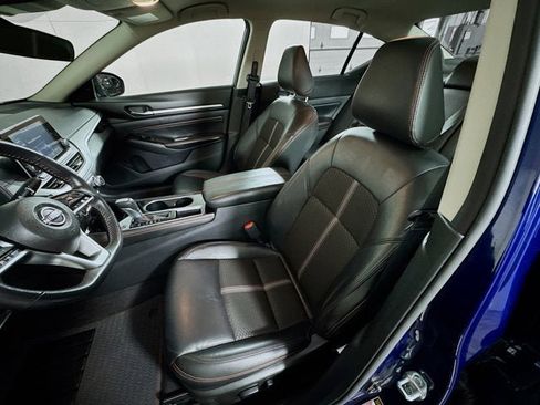Used 2023 Nissan Altima 2.5 SR image 16