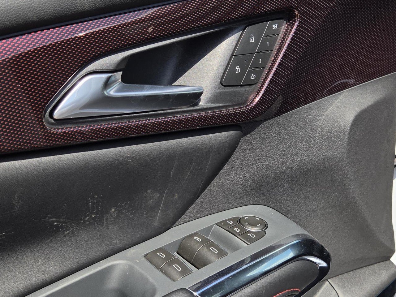 New 2027 Chevrolet Traverse RS FWD image 21
