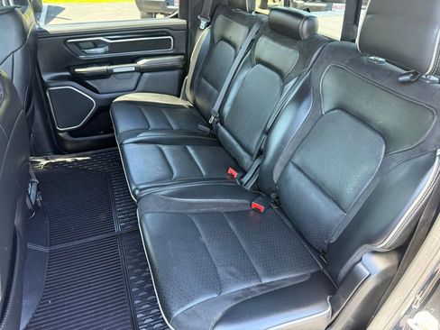 Used 2019 RAM 1500 Laramie AWD/4WD image 39