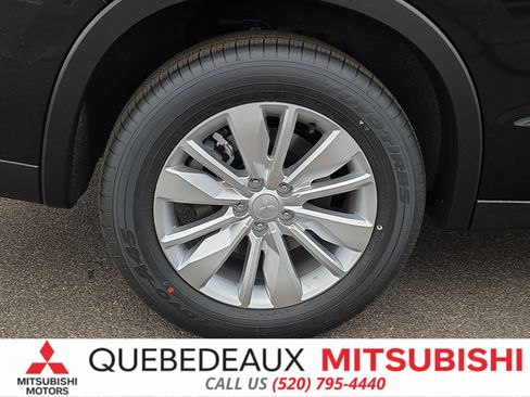 New 2026 Mitsubishi Outlander ES FWD image 8