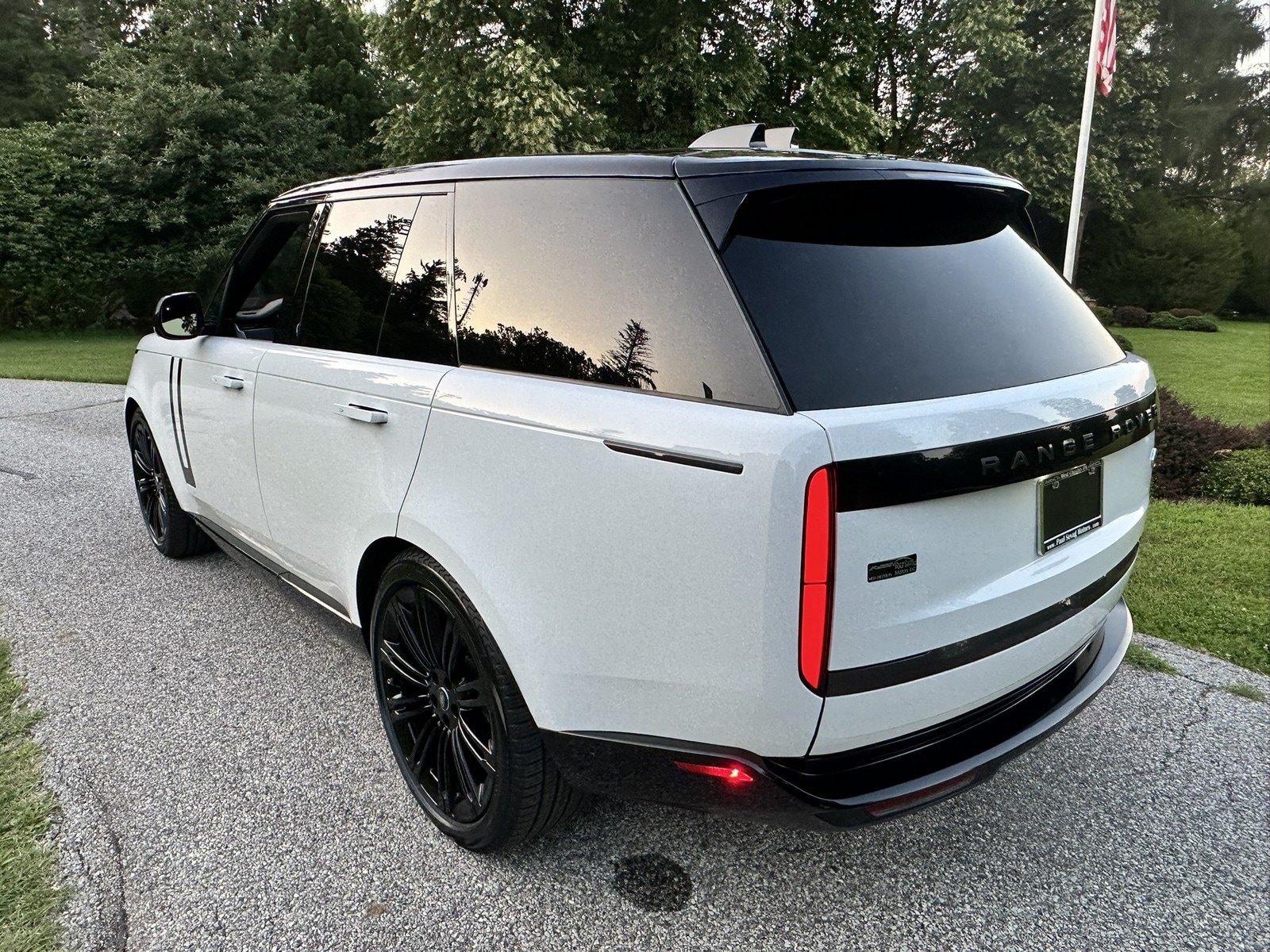 Used 2023 Land Rover Range Rover SE AWD/4WD image 8
