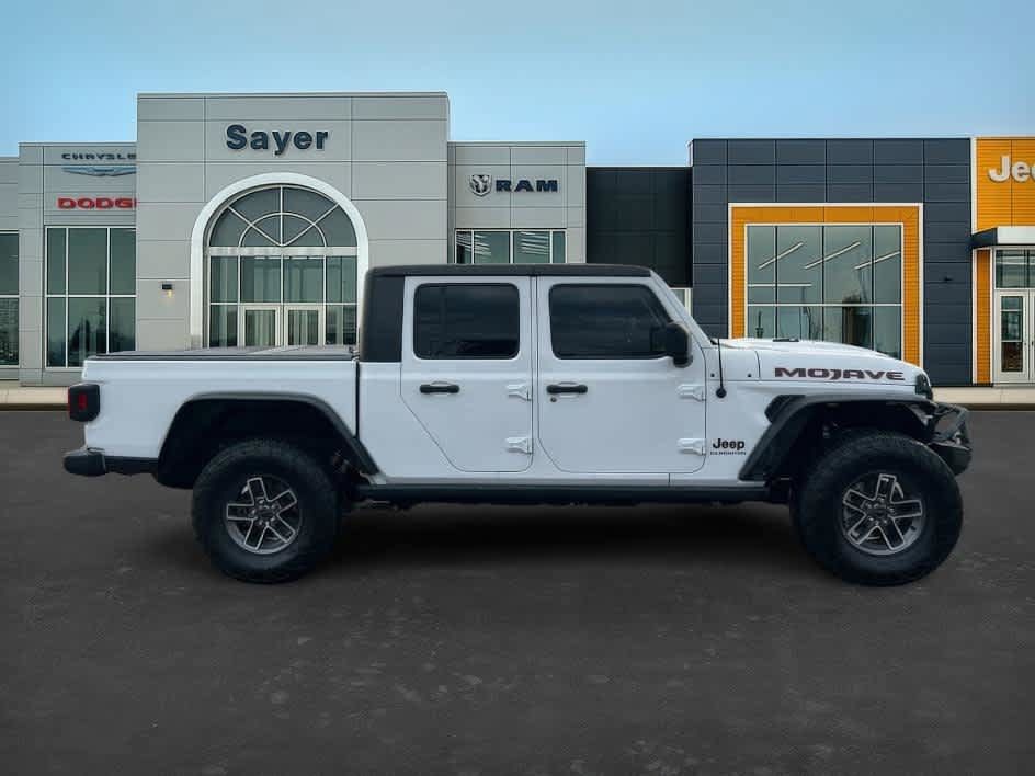 Used 2021 Jeep Gladiator Mojave w/ Cold Weather Group AWD/4WD image 8