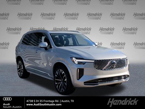 Used 2025 Volvo XC90 B6 Plus image 1