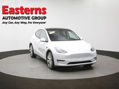 Used 2023 Tesla Model Y Long Range AWD/4WD image 45