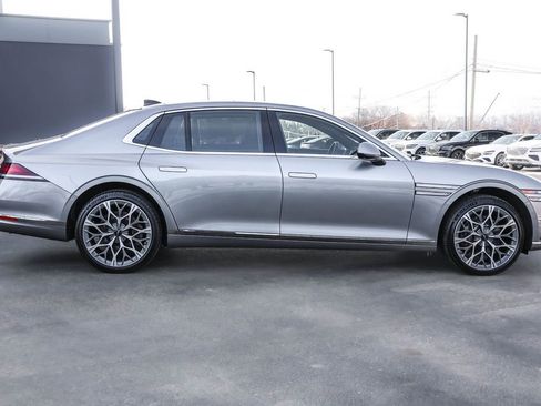 Used 2025 Genesis G90 3.5T image 15