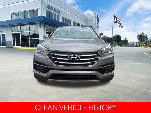 Used 2017 Hyundai Santa Fe Sport FWD image 4