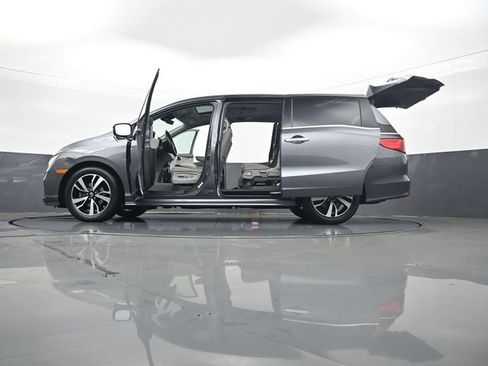 Used 2018 Honda Odyssey Elite image 35