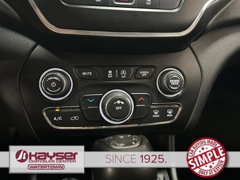 Used 2021 Jeep Cherokee Latitude Lux AWD/4WD image 26
