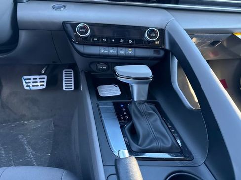 New 2026 Hyundai Elantra Sport image 21