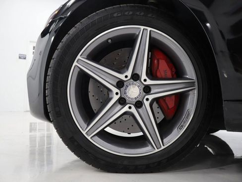 Used 2017 Mercedes-Benz E 300 4MATIC image 9
