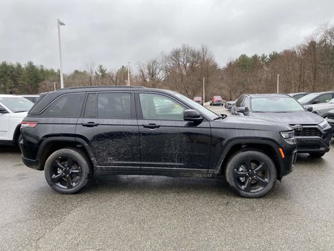 New 2026 Jeep Grand Cherokee Limited w/ Limited Altitude Package image 2