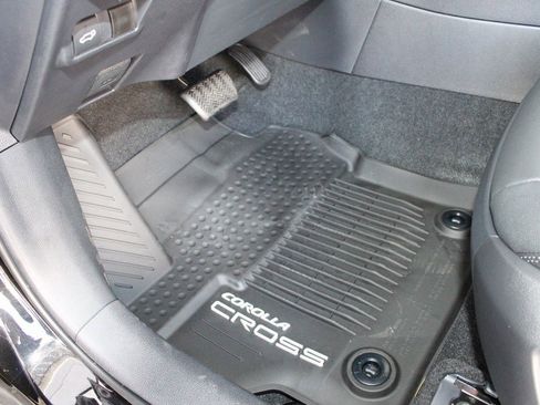 New 2026 Toyota Corolla Cross XLE image 24