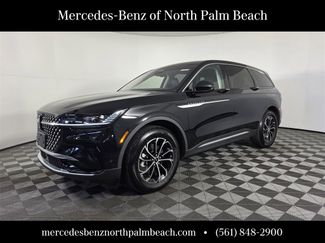 Used 2024 Lincoln Nautilus Premier video 1