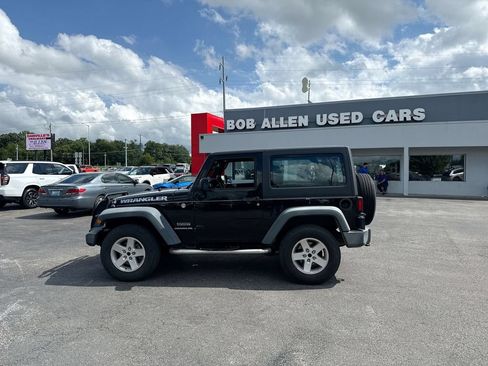 Used 2015 Jeep Wrangler Sport w/ Quick Order Package 23S AWD/4WD image 3