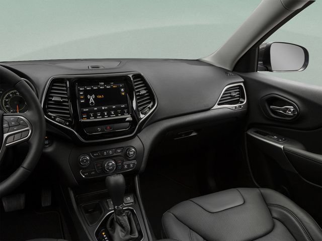 Used 2019 Jeep Cherokee Latitude Plus FWD image 62