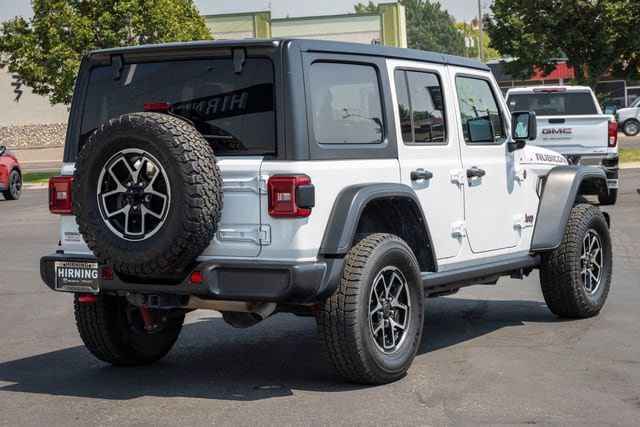 Used 2024 Jeep Wrangler Unlimited Rubicon AWD/4WD image 40