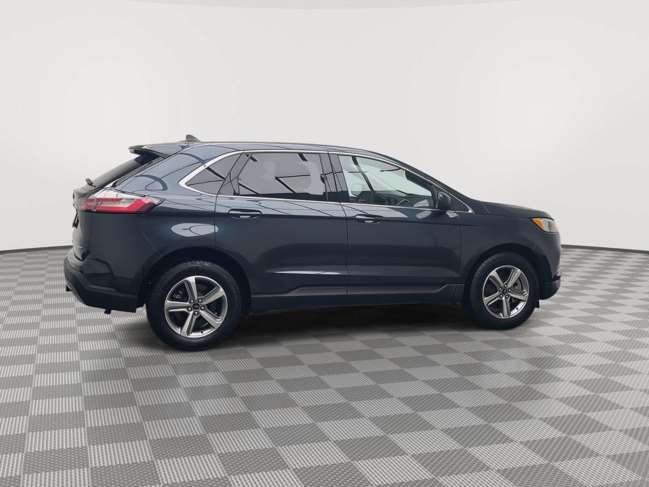 Certified 2024 Ford Edge SEL w/ Convenience Package AWD/4WD image 41
