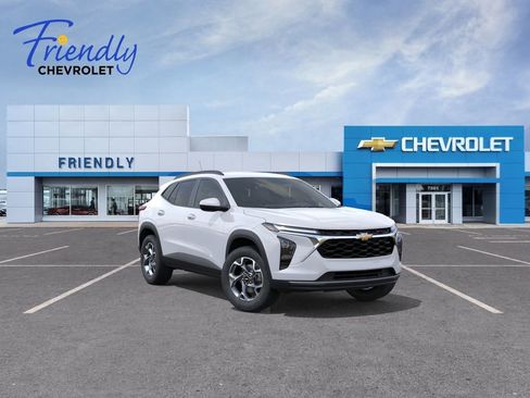 New 2026 Chevrolet Trax LT FWD image 1