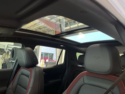 New 2026 Chevrolet Equinox RS w/ Convenience Package III FWD image 26