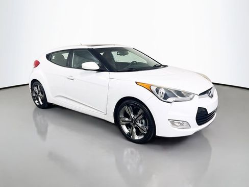 Used 2016 Hyundai Veloster w/ Option Group 02 FWD image 26