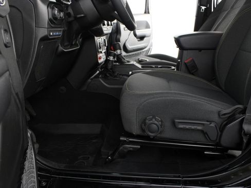 Used 2025 Jeep Wrangler Unlimited Sport S 4xe AWD/4WD image 15