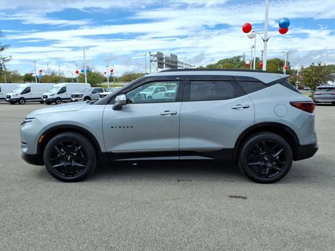 Used 2024 Chevrolet Blazer RS w/ Driver Confidence II Package image 2