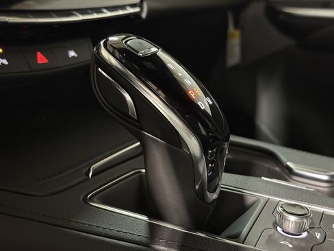 New 2025 Cadillac XT4 Premium Luxury w/ LPO, Floor Liner Package image 29