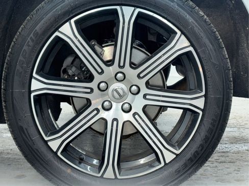 Used 2021 Volvo XC60 T5 Inscription image 32