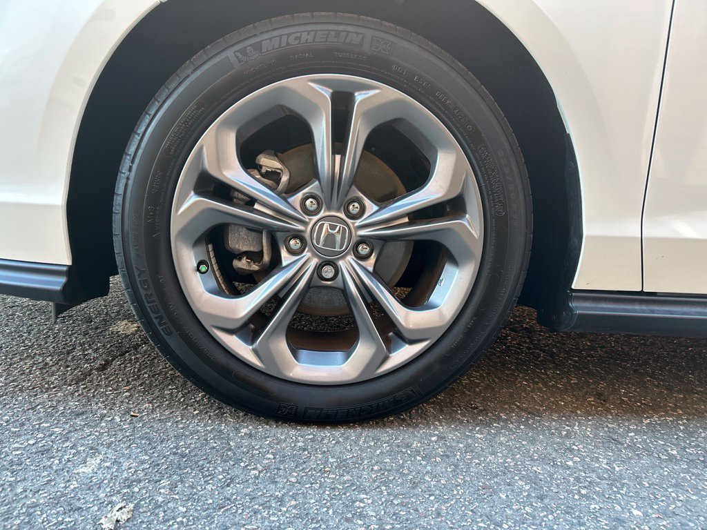 Used 2024 Honda Accord EX image 10